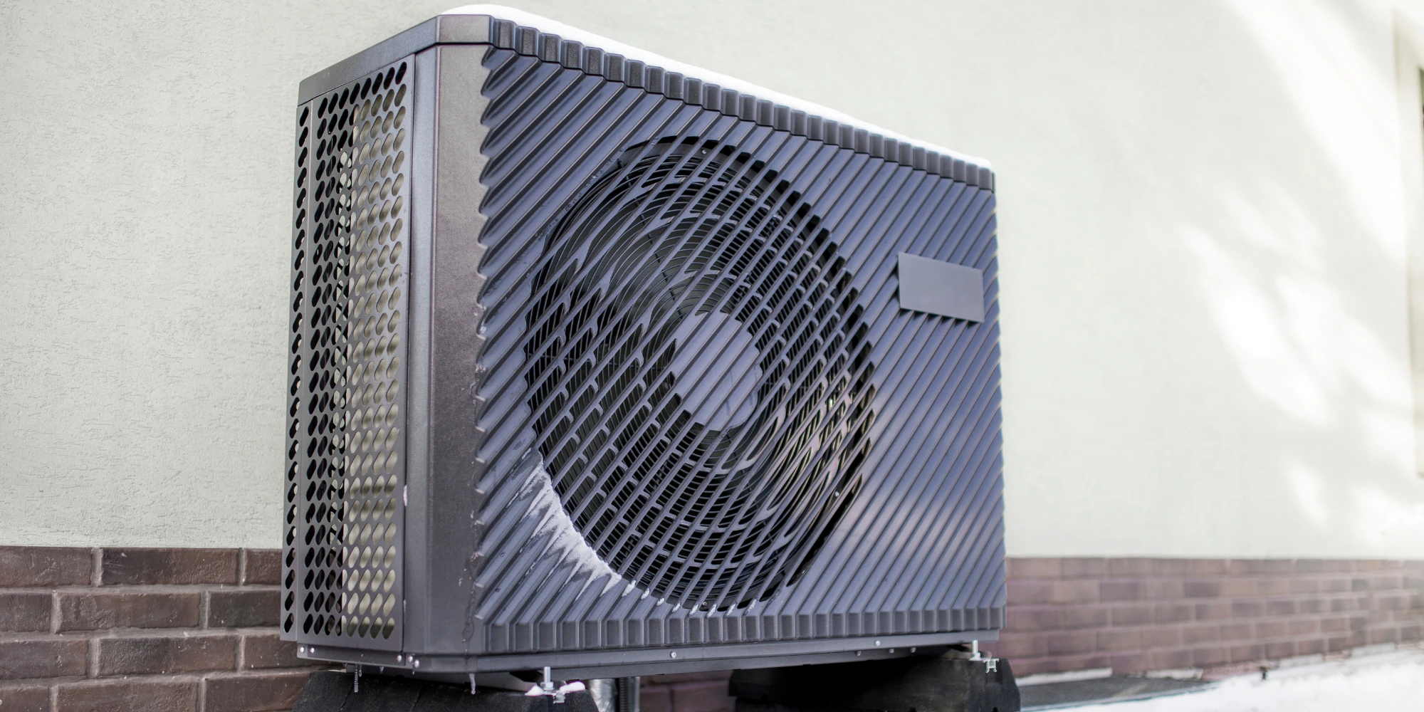 Pompe à chaleur et température extérieure : que faut-il vraiment craindre ?