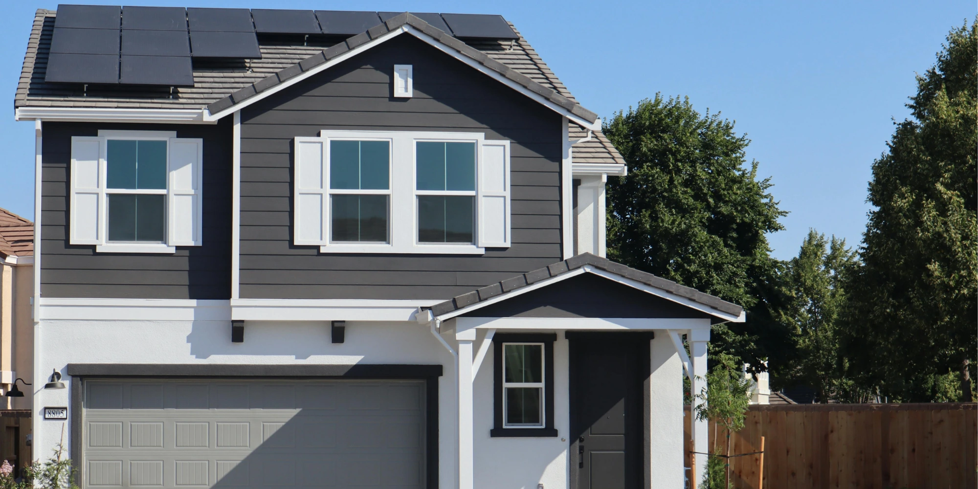 La revente de l'énergie stockée par ses panneaux solaires