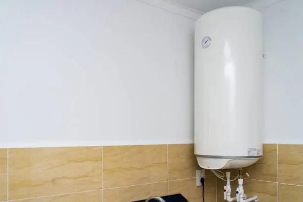Chauffe-eau thermodynamique installé en intérieur